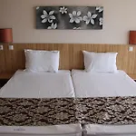 Hotel Karlovo 3*