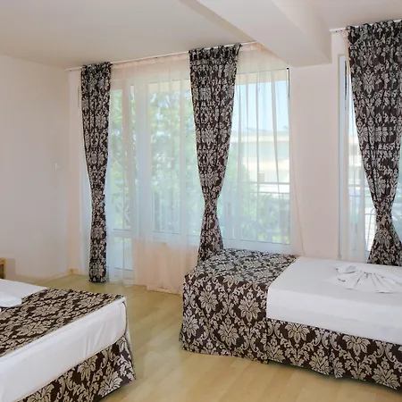 호텔 Karlovo 써니비치