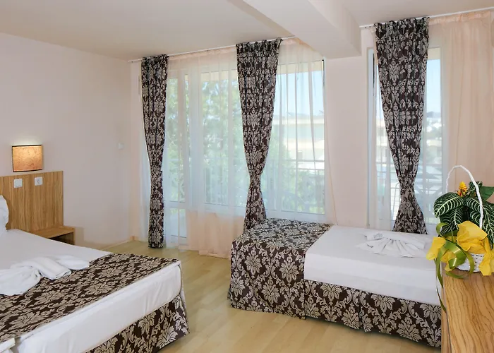 Ξενοδοχείο Karlovo Σάνι Μπιτς